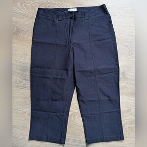 Laura‎ Women's Sz 6 Black Capri Dress Pants Casual Classic
